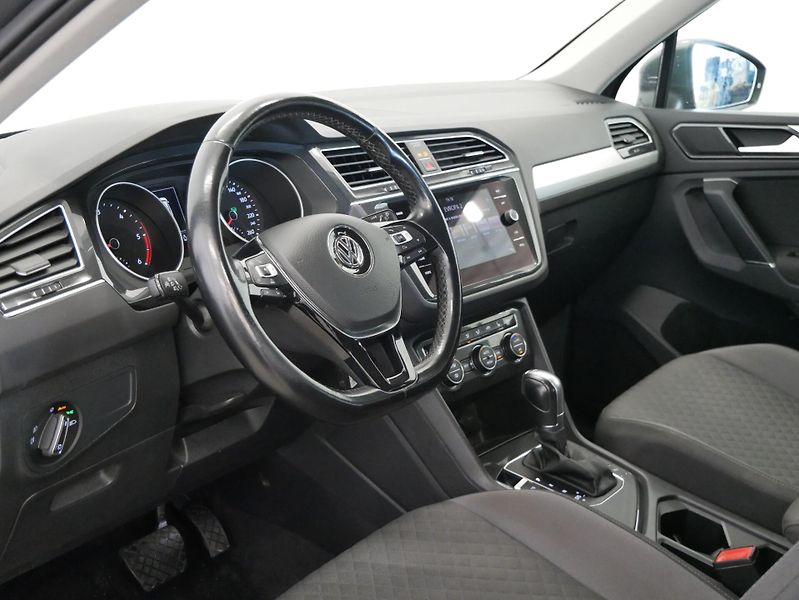 Volkswagen Tiguan - fotka 15 z 27