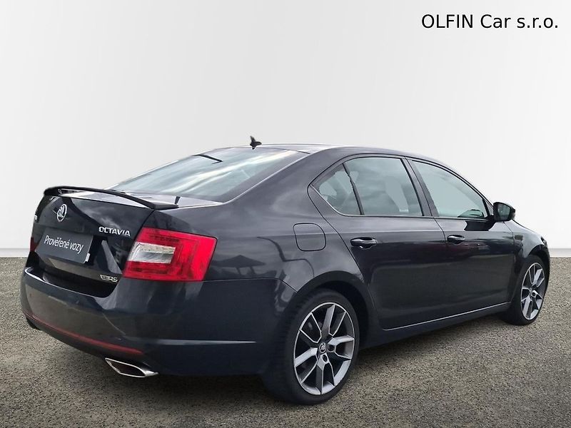 Škoda Octavia RS  2.0 TDI 135kw - fotka 2 z 25