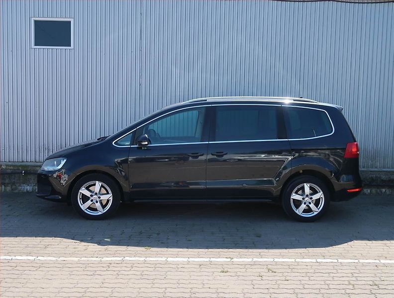 Volkswagen Sharan (2011) 2.0 TDI, Navi, Tempomat - fotka 3 z 19