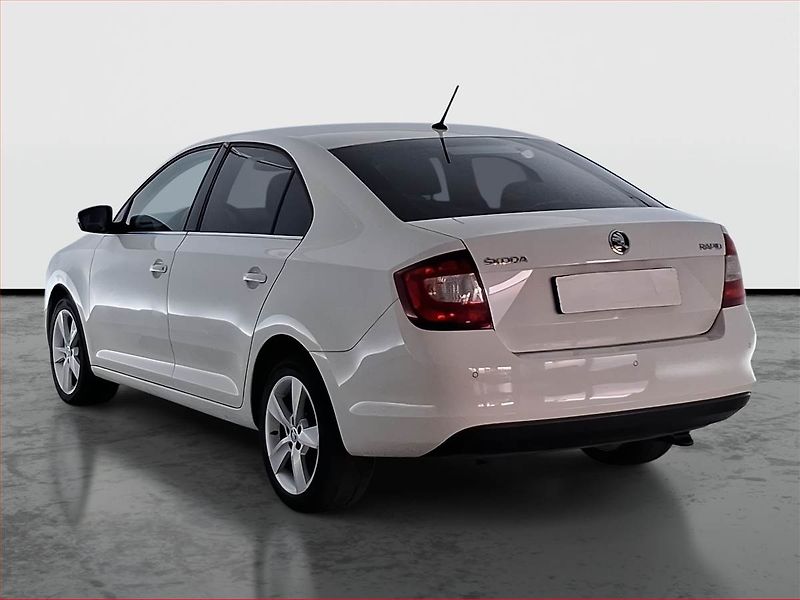 Škoda Rapid (2018) Style 1.0 TSI, Serv.kniha - fotka 4 z 19