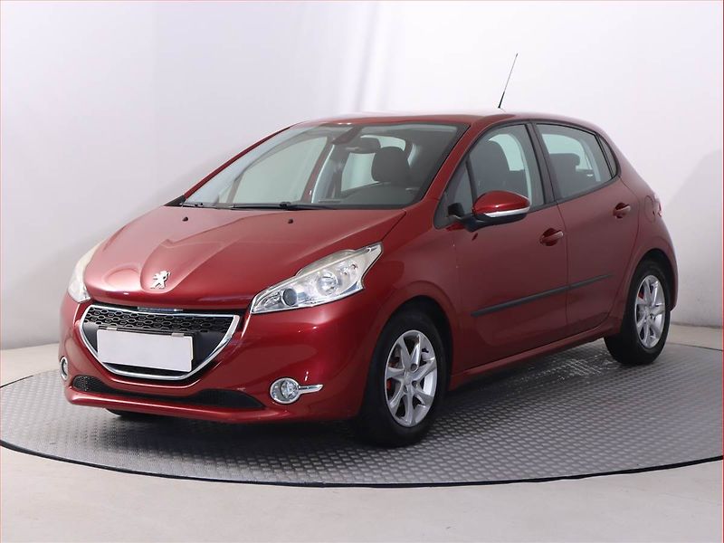 Peugeot 208 (2012) 1.2 PureTech, Serv.kniha - fotka 2 z 17