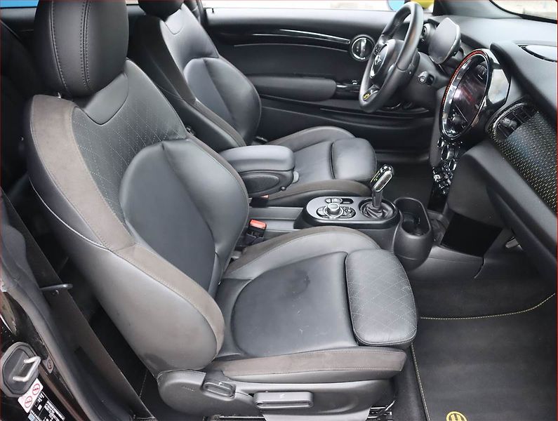 Mini Ostatní (2021) Cooper SE 32 kWh, SoH 96% - fotka 9 z 22