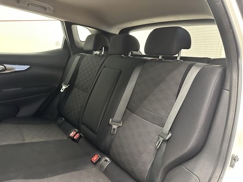 Nissan Qashqai (2016) 1.2 85kw*1. MAJ*CZ*NAVI*TEMPO. - fotka 12 z 17