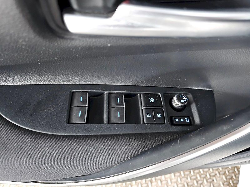 Toyota Corolla (2023) SD 1.5 VVT-i 92kW Comfort TECH - fotka 24 z 28