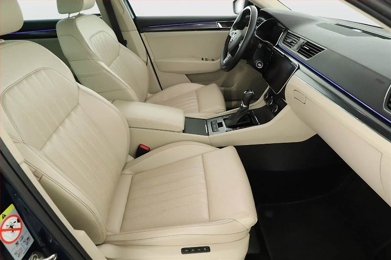 Škoda Superb (2020) iV 1.4 TSI PHEV, ČR, AUTOMAT - fotka 7 z 25