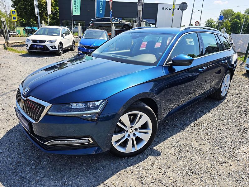Škoda Superb 2.0TDi110KW DSG STYLE EXTRA ČR - fotka 10 z 43