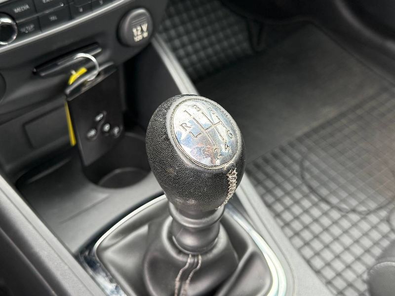 Renault Mégane (2013) 1.6 16V 81 kW Limited - fotka 14 z 20