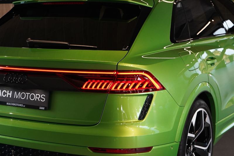 Audi RS Q8 Exclusive, Karbon brzdy, Pano - fotka 10 z 50