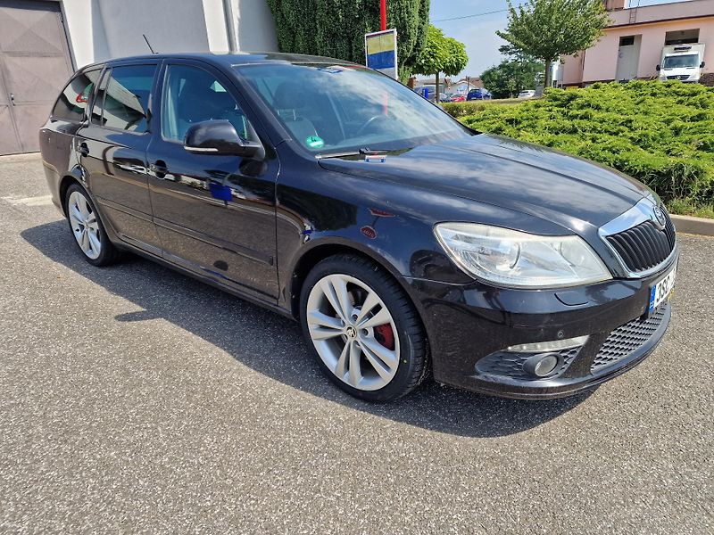 Škoda Octavia RS 2,0TDI 125KW VÝHŘEV TAŽNÉ  - fotka 3 z 19