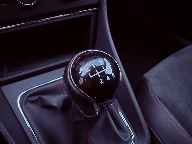 Seat Leon 1.4 TSi FR, Serviska - fotka 22 z 27