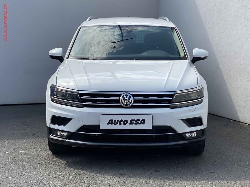 Volkswagen Tiguan (2018) 2.0 TSi 4x4, Highline, DSG - fotka 2 z 21