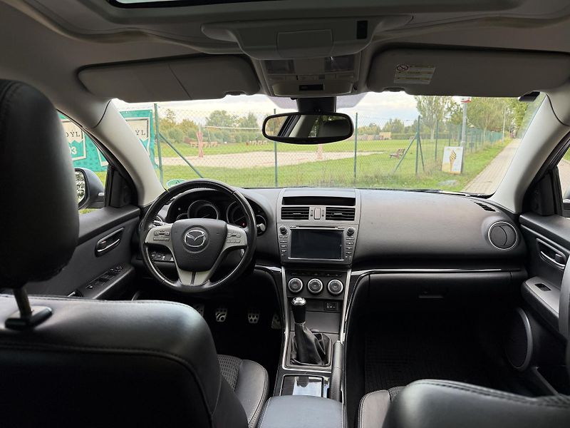 Mazda 6 2.5 125 kW Dynamic 173000 km - fotka 23 z 27