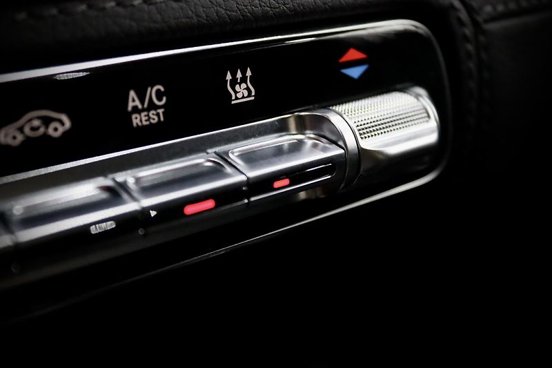 Mercedes-Benz GLE Coupé 53 AMG 4MATIC+ 320 kW - fotka 44 z 53