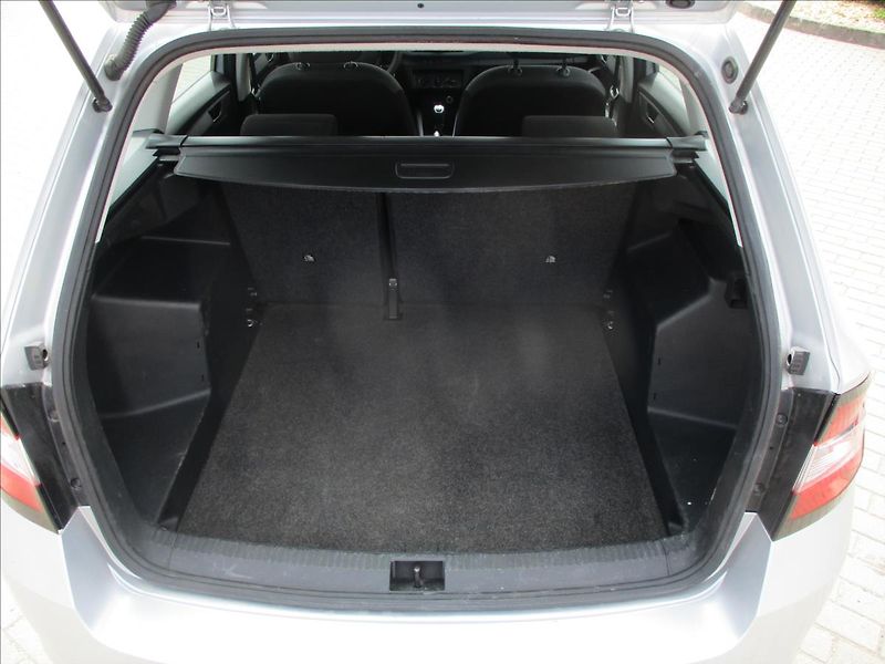 Škoda Fabia 1,4 TDi 66kw Klima bez koroze - fotka 9 z 24