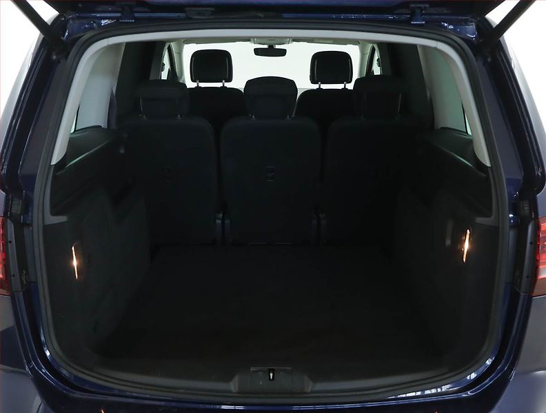 Volkswagen Sharan (2017) 1.4 TSI, Serv.kniha - fotka 13 z 16