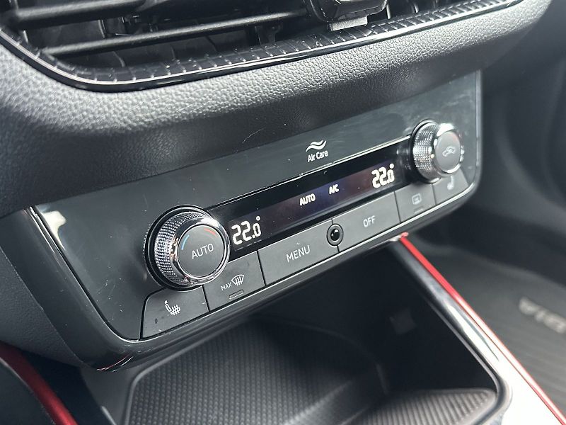 Škoda Fabia (2022) 1.0 TSI Monte Carlo - fotka 15 z 32