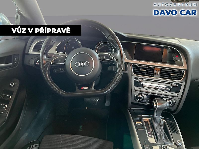 Audi A5 2,0 TDI 130kW quattro S-tron - fotka 5 z 12