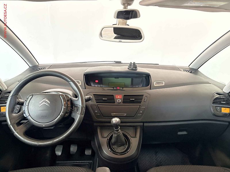 Citroën C4 Picasso (2012) 1.6 HDI 7míst, ČR, AC, temp. - fotka 8 z 17