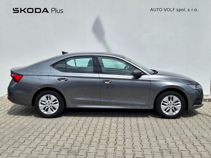 Škoda Octavia (2024) Ambition 2.0 TDI 85 kW 6°manuá - fotka 8 z 28