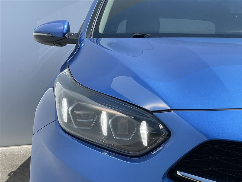 Kia Ceed 1,5 T-GDI Combi Top PDC  SW - fotka 20 z 22