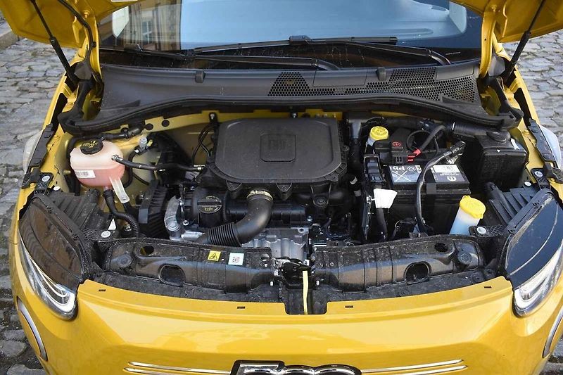 Fiat 500 je stále krásné auto. Nyní už nemusí být jen elektrický.