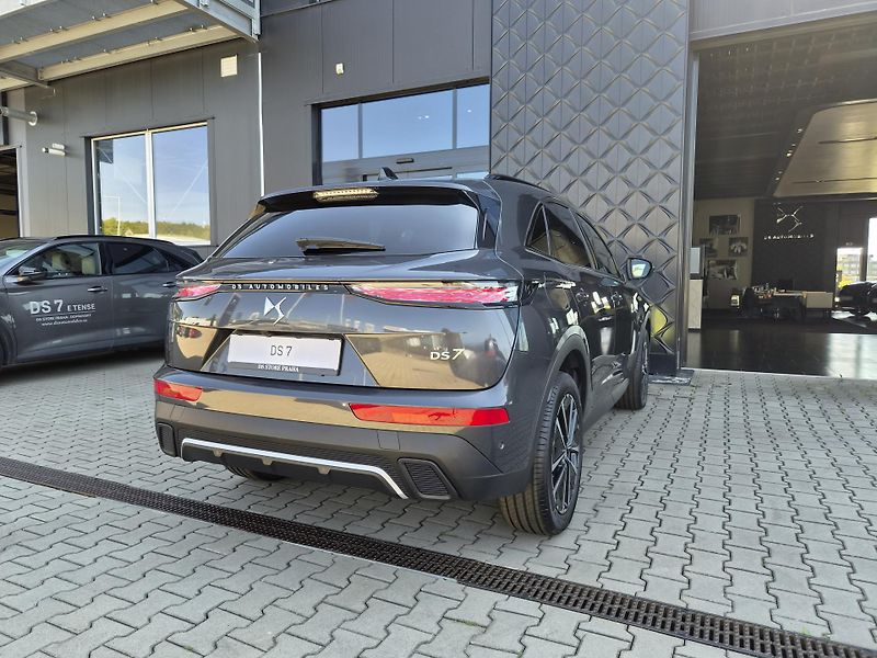 DS Automobiles DS7 (2025) EDITION FRANCE 1.5 BlueHDi 1 - fotka 12 z 14