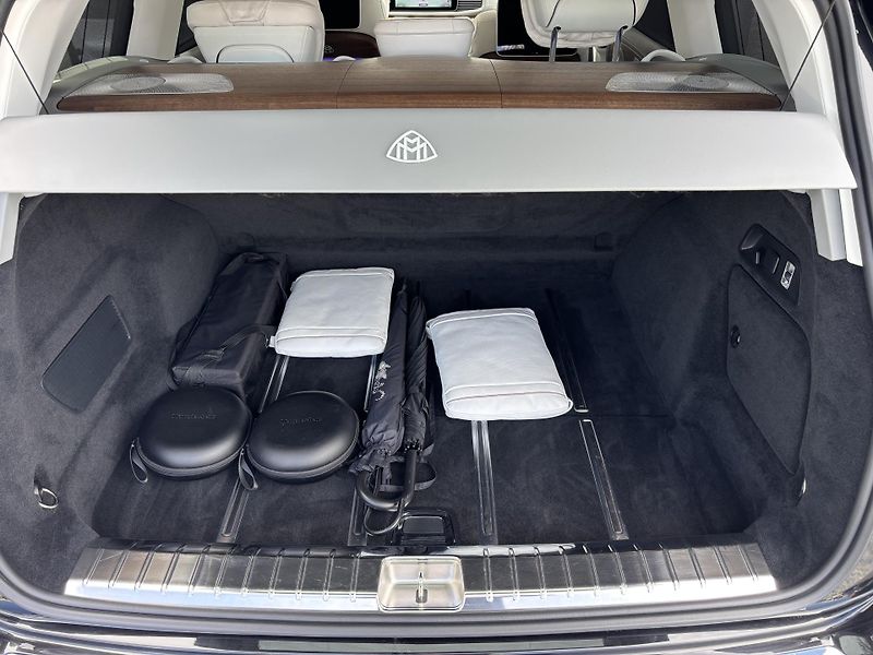 Mercedes-Benz GLS (2023) 600 4MATIC MAYBACH, ČR, DPH - fotka 17 z 19