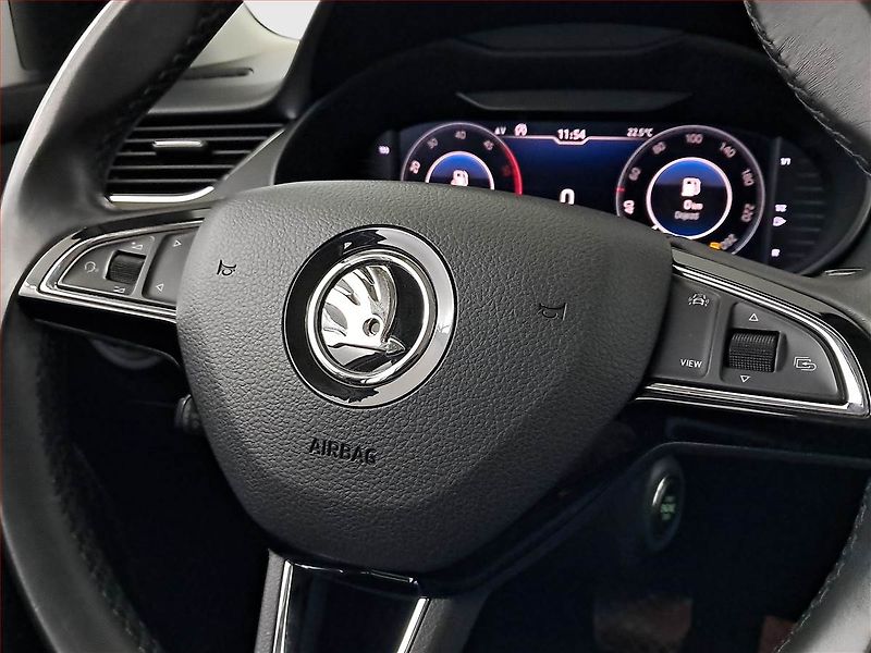 Škoda Octavia (2019) 2.0 TDI, Automat, Navi - fotka 17 z 19