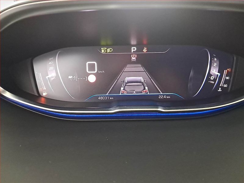 Peugeot 3008 (2023) 1.2 PureTech - fotka 11 z 19