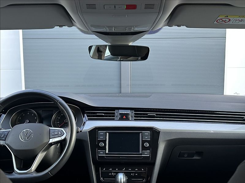 Volkswagen Passat 1,5 TSI 150PS  Business DSG - fotka 29 z 53