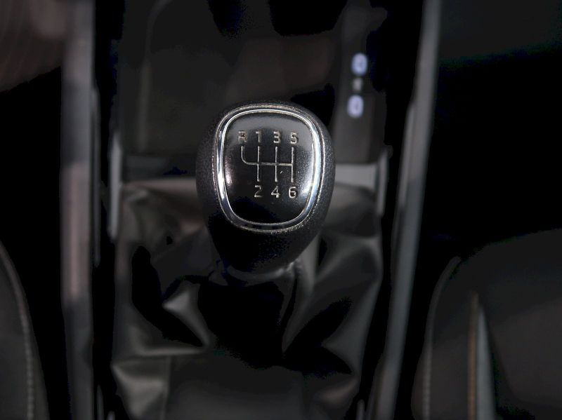 Škoda Scala (2024) SELECTION 1.0TSI 85KW - fotka 30 z 38