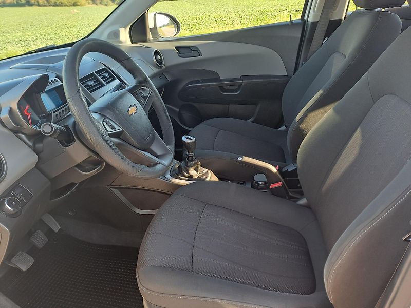 Chevrolet Aveo (2013) 1.2 2x KOLA, TAŽNÉ, SERVISKA - fotka 10 z 29
