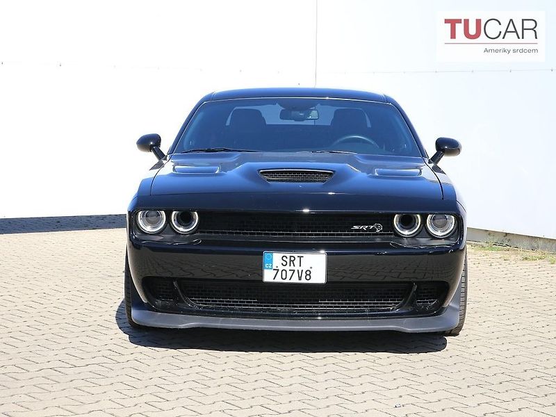 Dodge Challenger (2019) Hellacat 6.2 V8  - fotka 2 z 36