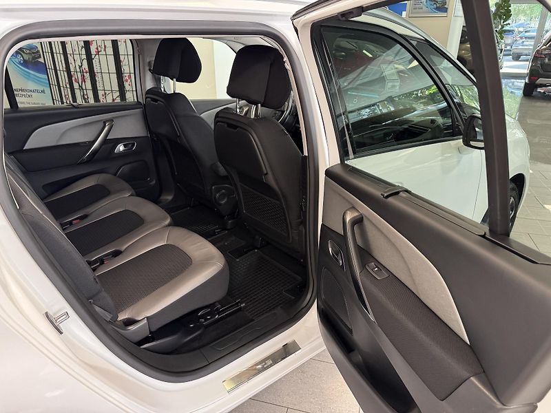 Citroën Grand C4 SpaceTourer 1.5 Blue HDi 130 EAT8 Shine P. - fotka 11 z 53