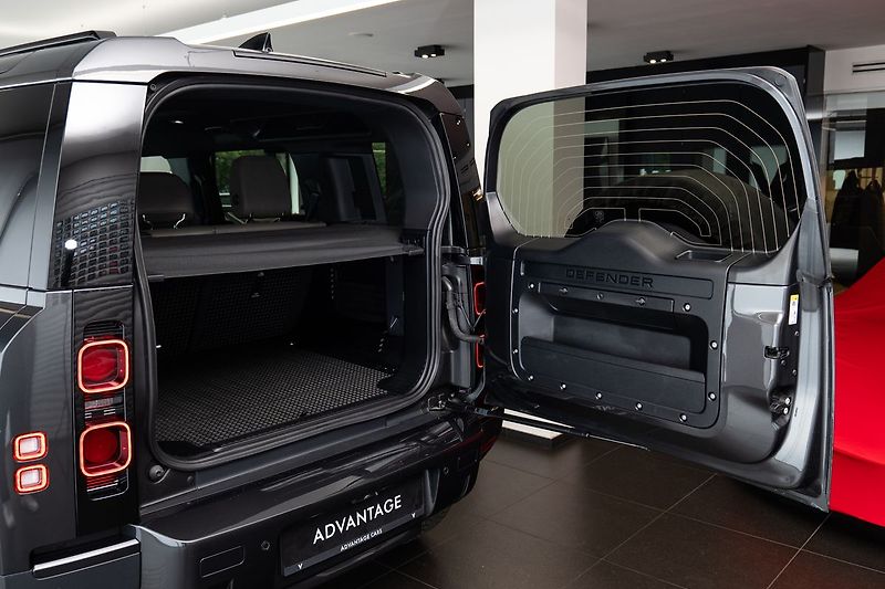 Land Rover Defender 110 D200 - fotka 19 z 23