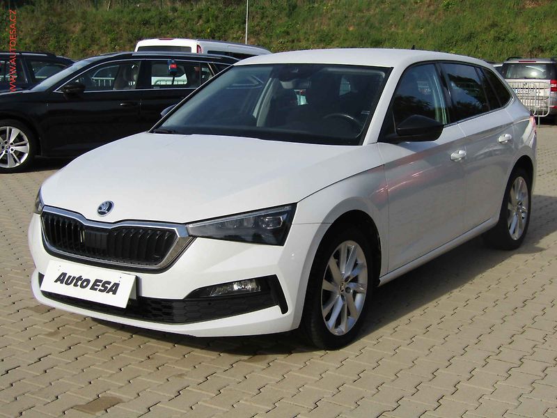 Škoda Scala (2019) 1.5 TSi, ČR, navi, LED - fotka 3 z 15