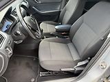 Škoda Rapid 1,6TDI Aut. klimatizace - náhled 12
