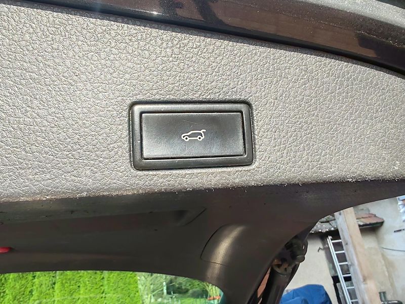 Volkswagen Touareg (2013) - fotka 11 z 11
