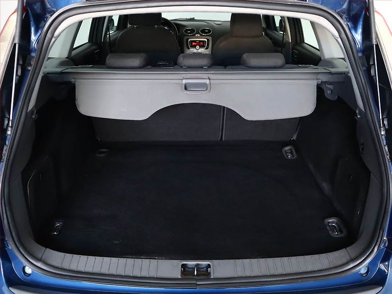 Ford Focus (2008) 1.6 TDCi, zamluveno - fotka 9 z 10