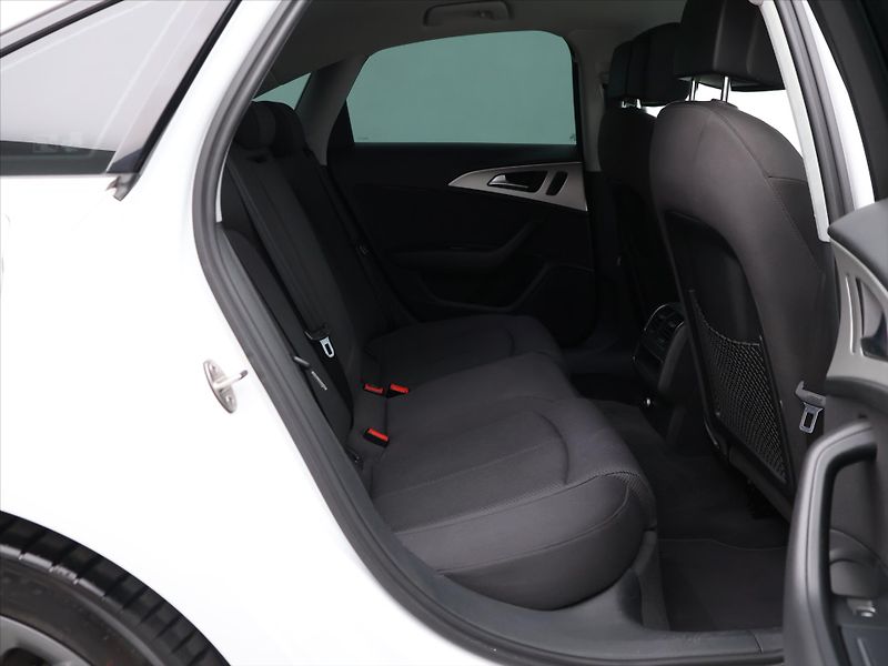 Audi A6 3,0 TDI 200kW Quattro CZ DPH - fotka 13 z 28