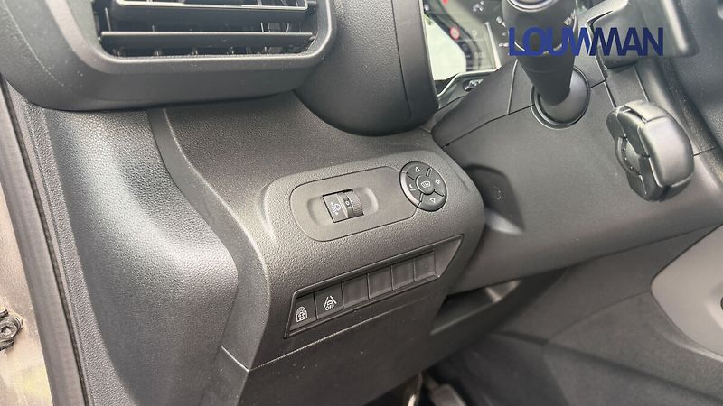 Toyota ProAce City Verso 1.2T 8AT FAMILY COMFORT - fotka 11 z 26