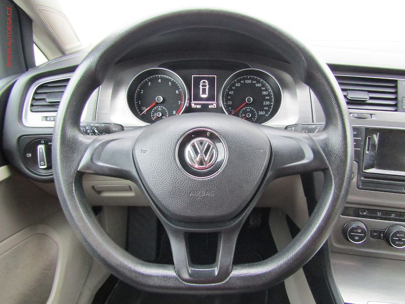 Volkswagen Golf (2013) 1.2 TSi, AC, park.asist - fotka 16 z 16