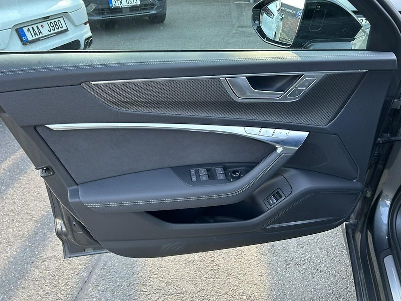 Audi S6 3.0TDI 253kW - fotka 14 z 23