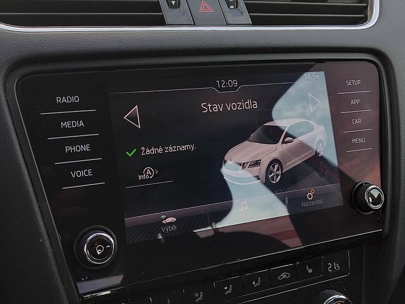 Škoda Octavia (2017) Style 1,6 Tdi 85 Kw - fotka 13 z 35