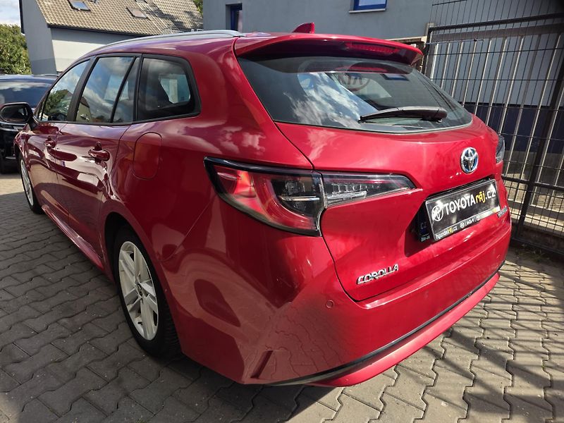 Toyota Corolla 1.8-HYBRID-AUTOMAT-NAVI-KAMERA - fotka 9 z 15