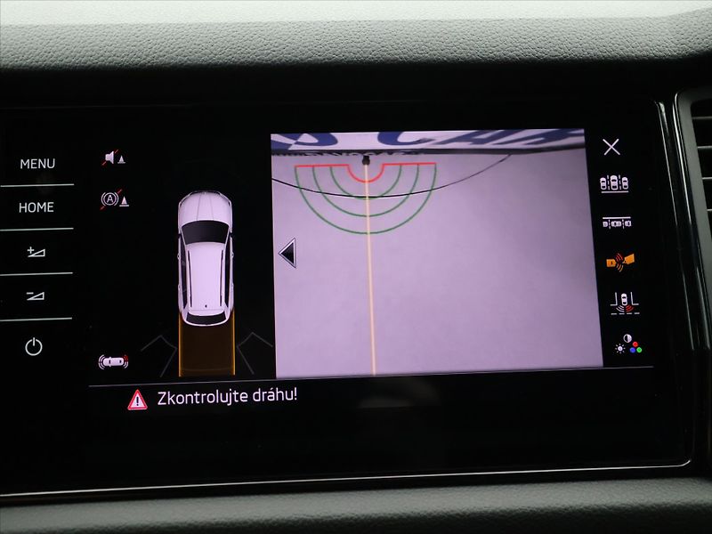 Škoda Kodiaq RS 2,0 TDI DSG 4x4 Webasto 1.M - fotka 28 z 39
