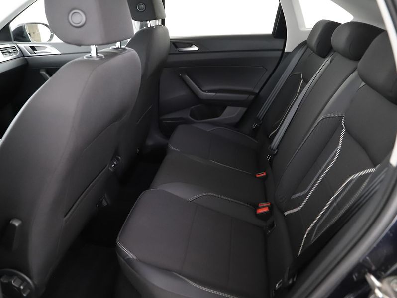 Volkswagen Taigo 1.0TSI 81kW STYLE - fotka 10 z 26