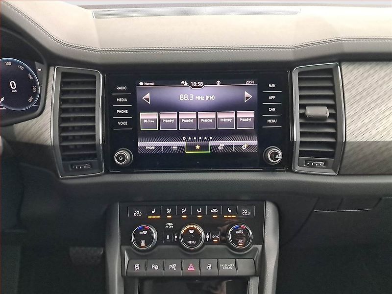 Škoda Kodiaq (2023) 2.0 TDI - fotka 12 z 20
