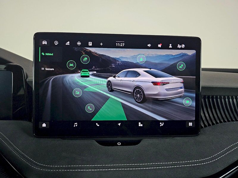 Škoda Superb (2025) 1.5TSI 110kW DSG SPORTLINE TAŽ - fotka 26 z 33
