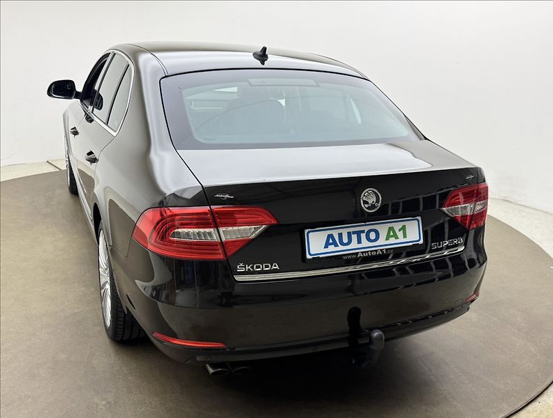 Škoda Superb 2,0 125kW L&K VÝHŘEV TAŽNÉ ČR - fotka 6 z 45